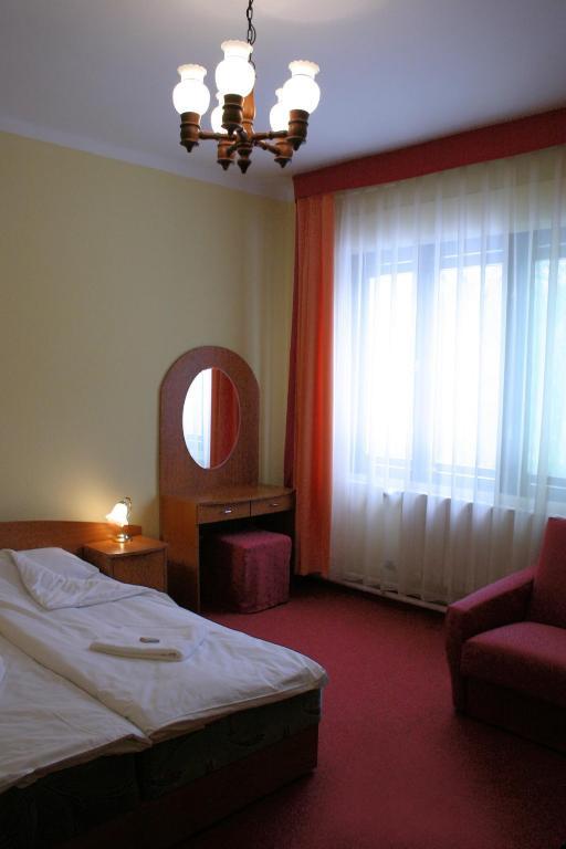 Vadregeny Panzio Bed & Breakfast Strigoniu Cameră foto
